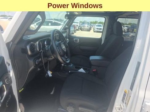 Used 2022 Jeep Wrangler Unlimited Sport AWD/4WD image 10