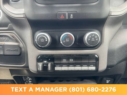 Used 2023 RAM 5500 Tradesman w/ Chrome Appearance Group AWD/4WD image 25