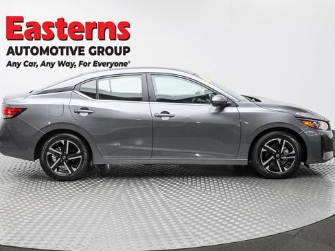 Used 2024 Nissan Sentra SV image 4
