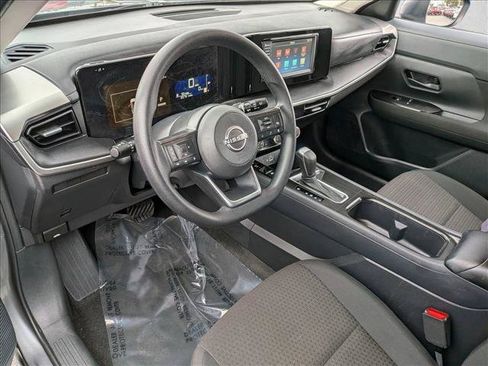 Used 2025 Nissan Kicks S AWD/4WD image 10