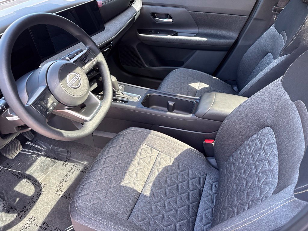 Certified 2026 Nissan Kicks SV w/ SV Premium Package AWD/4WD image 11