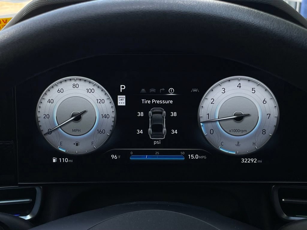 Used 2024 Hyundai Elantra SEL FWD image 15