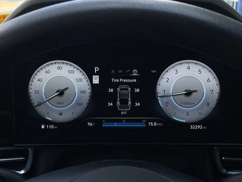 Used 2024 Hyundai Elantra SEL FWD image 15