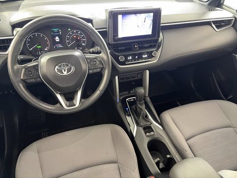 Used 2024 Toyota Corolla Cross AWD Hybrid w/ Moonroof Package image 21