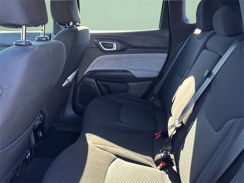 Certified 2024 Jeep Compass Sport image 20