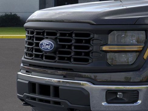 New 2025 Ford F150 XL w/ Equipment Group 103A High image 17