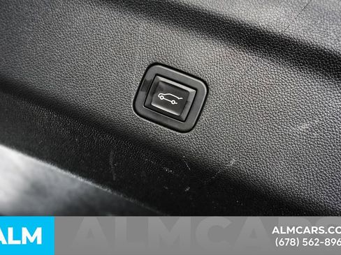 Used 2024 GMC Yukon AT4 w/ AT4 Premium Plus Package AWD/4WD image 23