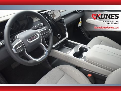 New 2025 GMC Acadia Elevation image 26