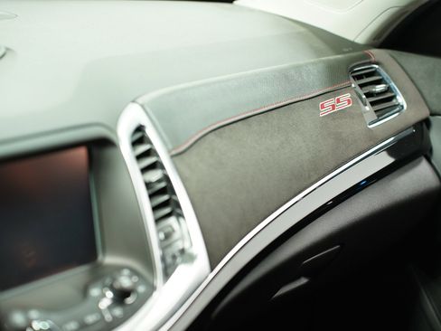 Used 2014 Chevrolet SS image 35