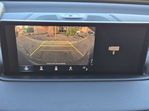 Certified 2023 Acura MDX FWD w/ Technology Package image 18