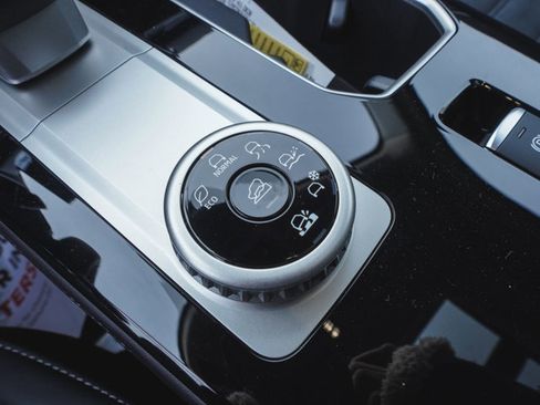 New 2026 Mitsubishi Outlander Trail Edition image 31