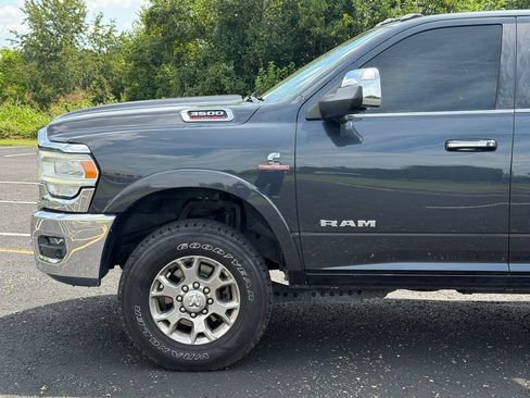 Used 2019 RAM 3500 Laramie AWD/4WD image 10