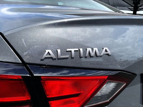 New 2026 Nissan Altima 2.5 SV FWD image 15