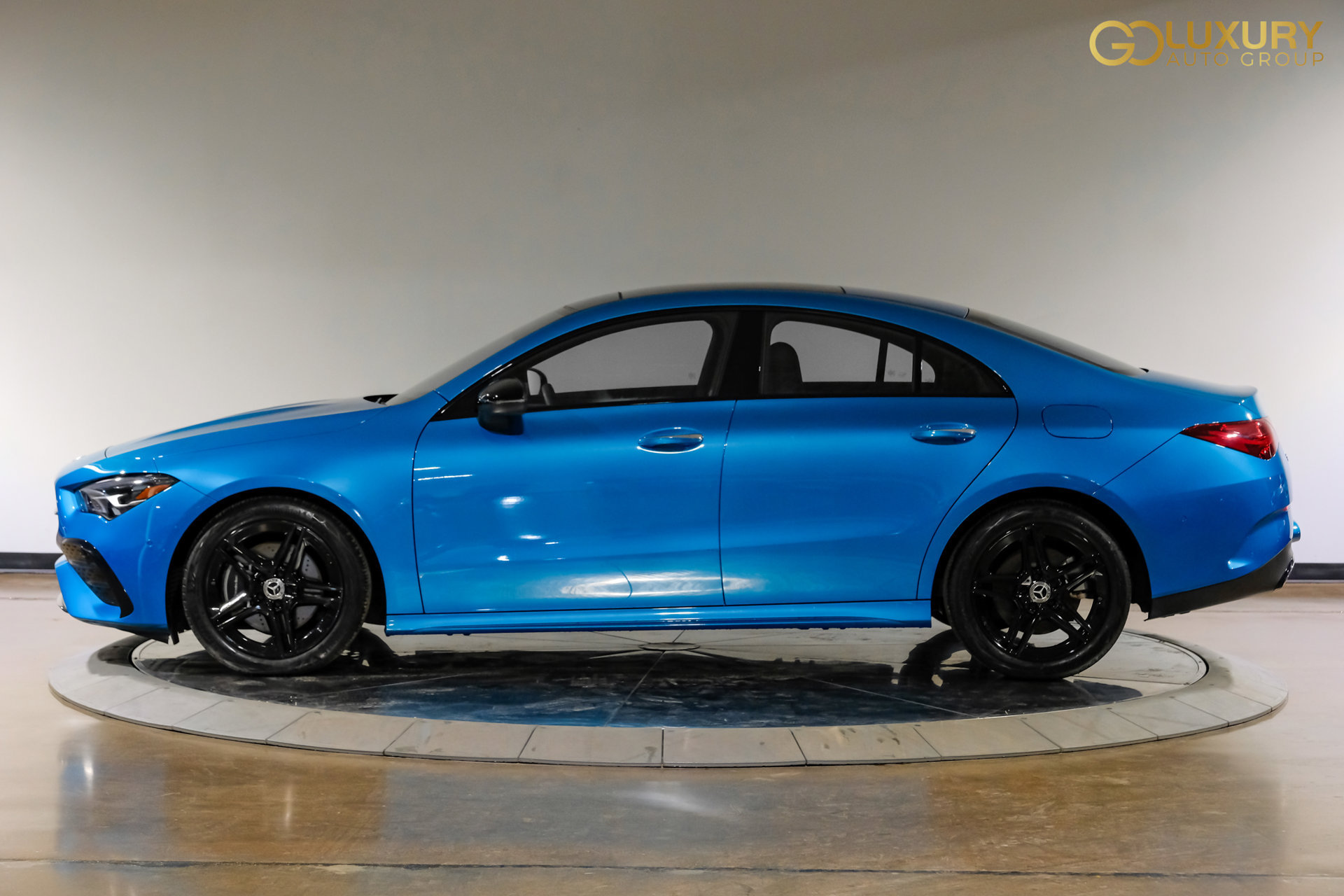 Used 2025 Mercedes-Benz CLA 250 w/ AMG Night Package image 13