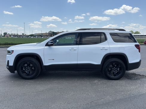Used 2023 GMC Acadia AT4 w/ Technology Package AWD/4WD image 7