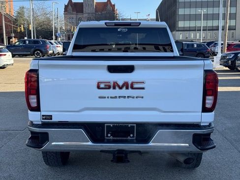 Used 2021 GMC Sierra 2500 4x4 Crew Cab w/ Convenience Package image 4