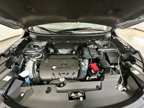 Used 2024 Mitsubishi Outlander Sport SE image 33