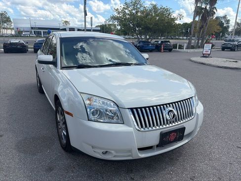 Used 2009 Mercury Sable Premier image 1