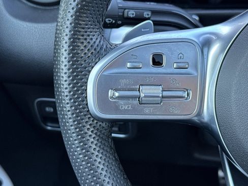 Certified 2022 Mercedes-Benz GLB 250 image 28