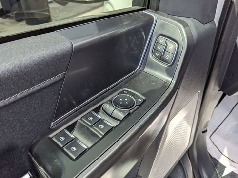 Used 2024 Ford F150 Lariat w/ Equipment Group 502A High image 19