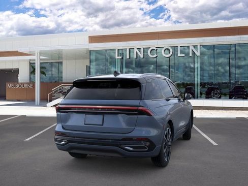 New 2026 Lincoln Nautilus Reserve AWD/4WD image 16
