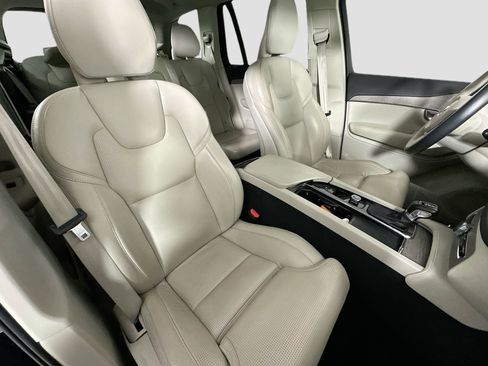 Certified 2022 Volvo XC90 T6 Inscription w/ Advanced Package image 31