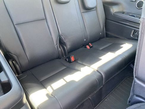 Used 2023 Subaru Ascent Limited w/ Technology Package image 15