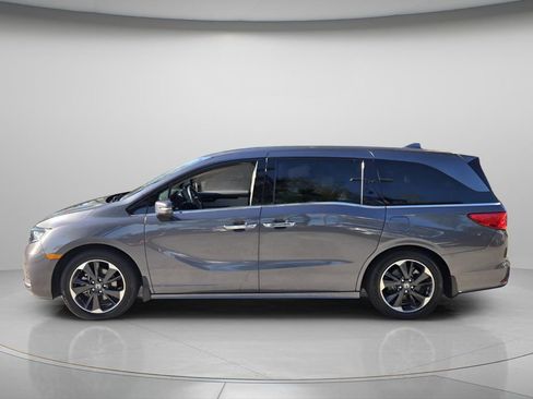 Used 2024 Honda Odyssey Elite image 4