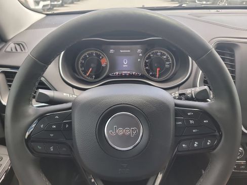 Used 2023 Jeep Cherokee Altitude Lux AWD/4WD image 32