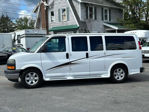 Used 2014 GMC Savana 1500 RWD image 4