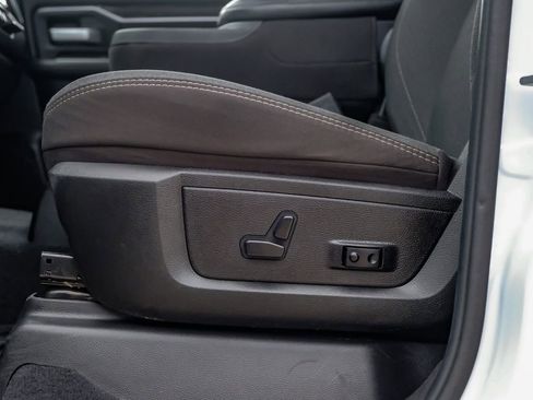 Used 2024 RAM 2500 Big Horn w/ Night Edition image 29