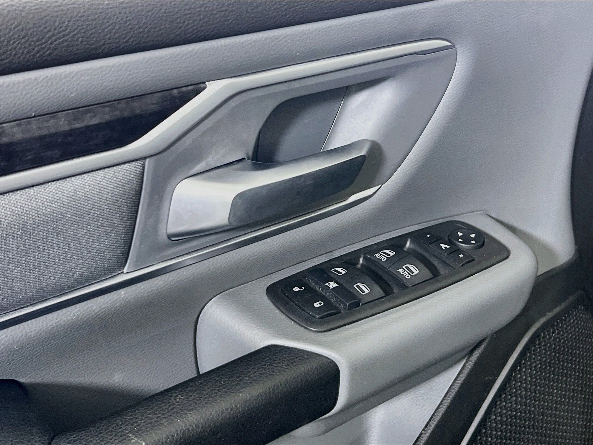 Used 2023 RAM 1500 Big Horn AWD/4WD image 17