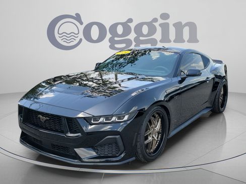 Used 2024 Ford Mustang GT Premium RWD image 1