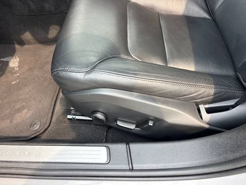 Used 2024 Volvo S60 B5 Core FWD image 7