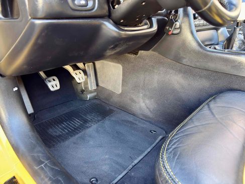 Used 2002 Chevrolet Corvette Convertible w/ Preferred Equipment Group2 image 48