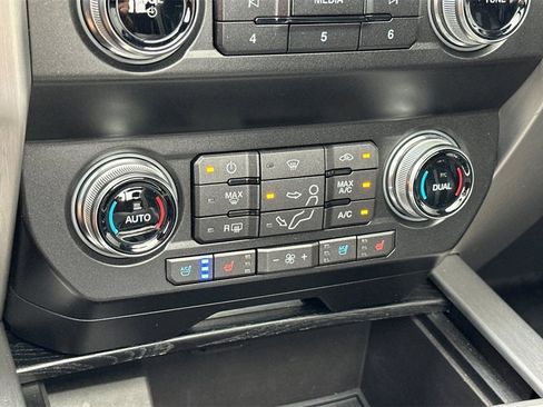 Used 2019 Ford F350 Platinum w/ Platinum Ultimate Package image 22