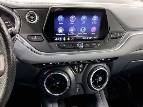 Used 2021 Chevrolet Blazer LT image 4