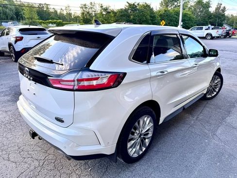 Used 2022 Ford Edge Titanium w/ Equipment Group 301A AWD/4WD image 5