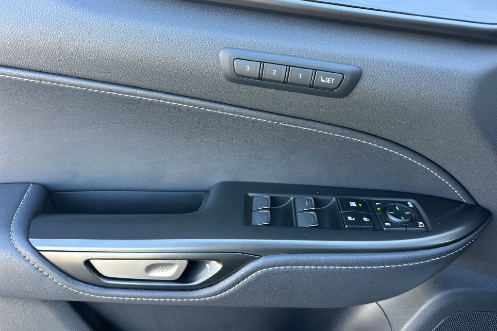 Used 2026 Lexus NX 350h AWD w/ Accessory Package (Z1) image 11