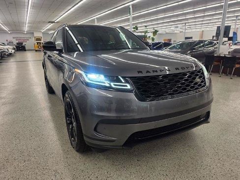 Used 2019 Land Rover Range Rover Velar S AWD/4WD image 4