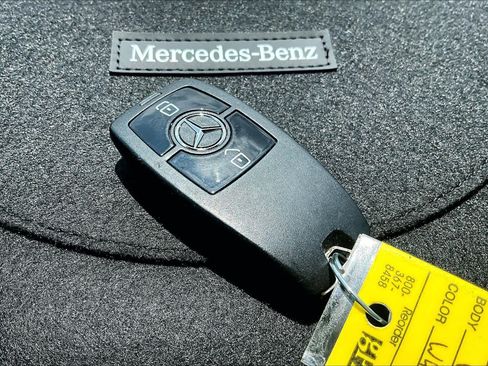 Used 2025 Mercedes-Benz Sprinter 2500 image 15