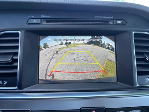 Used 2017 Hyundai Sonata Sport FWD image 30