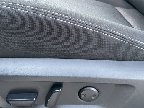 Used 2024 Nissan Rogue SV image 22