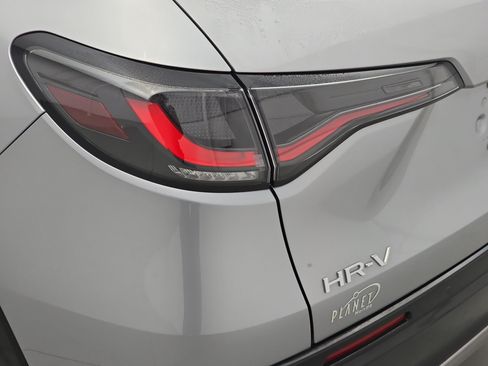 Certified 2024 Honda HR-V EX-L image 33