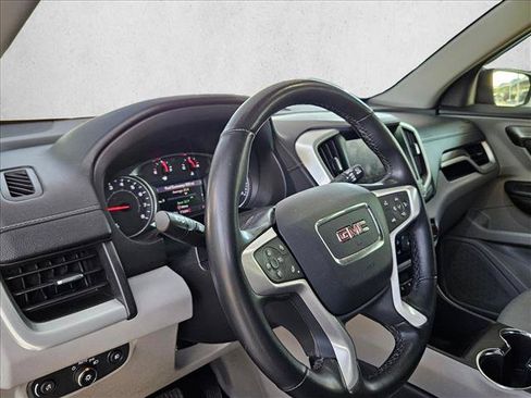 Used 2023 GMC Terrain SLT FWD image 9