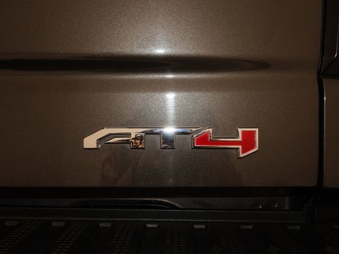 Used 2019 GMC Sierra 1500 AT4 w/ AT4 Premium Package image 39