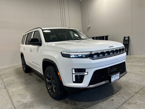 New 2026 Jeep Grand Wagoneer Limited w/ Premium Group II image 4