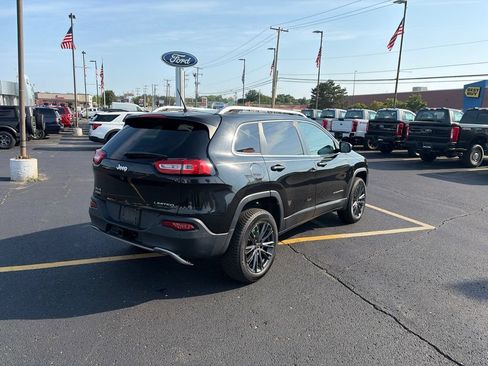 Used 2014 Jeep Cherokee Limited w/ Technology Group AWD/4WD image 7