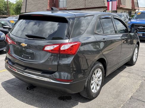 Used 2018 Chevrolet Equinox LS FWD image 5