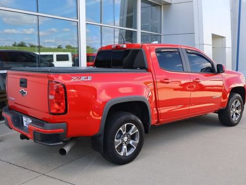 Used 2017 Chevrolet Colorado Z71 AWD/4WD image 3